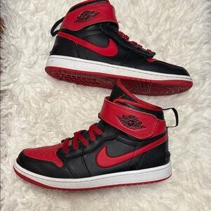 JordanAir Jordan 1 Hi FlyEase 'Fire Red' Chicago